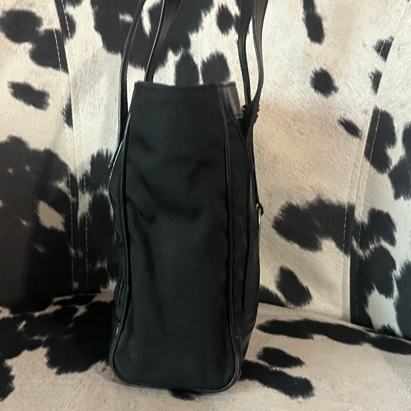 GUCCI Black Canvas 90s Mini Handbag - Picture 6 of 17